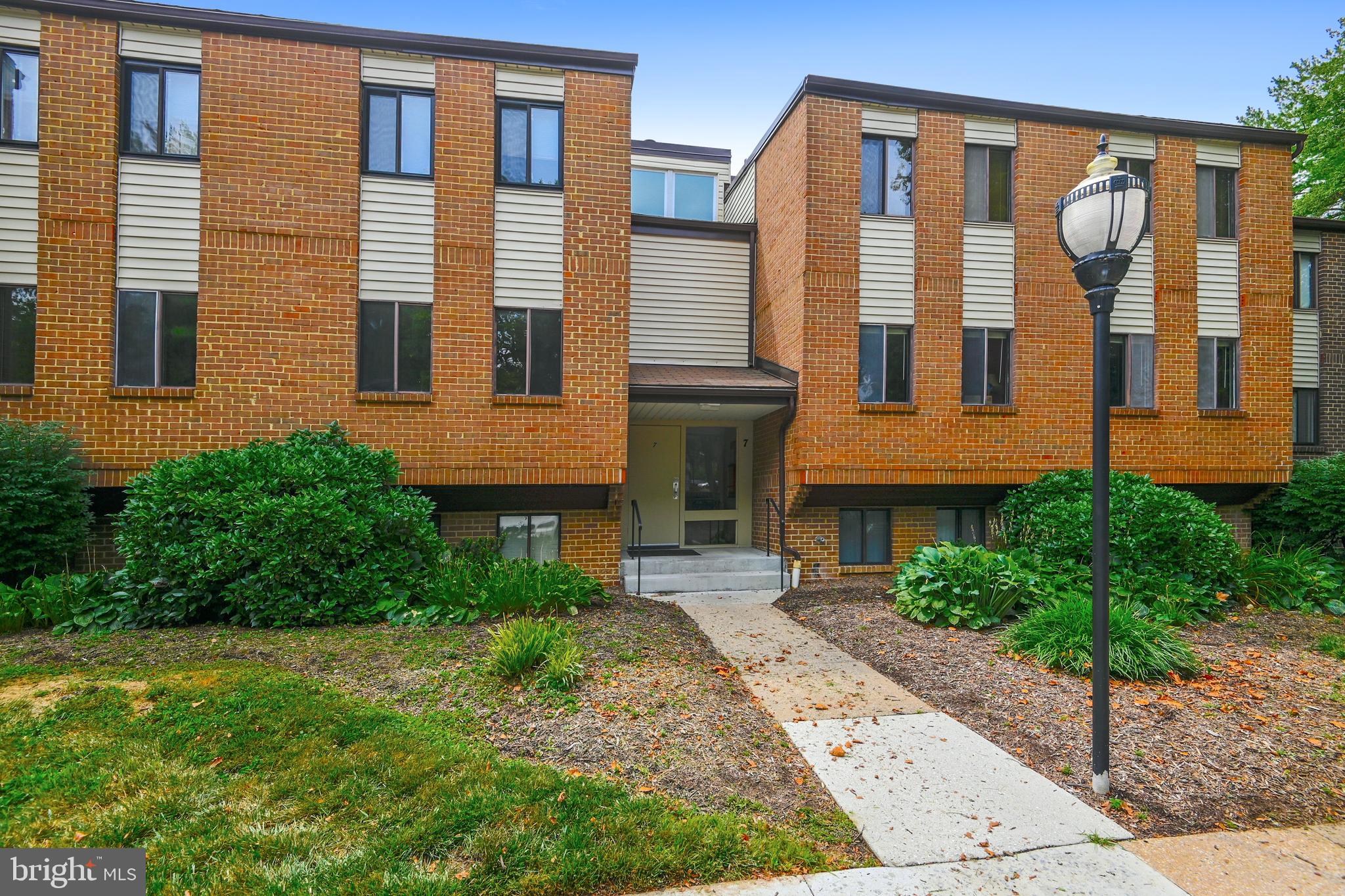 ROCKLAND RUN - Residential