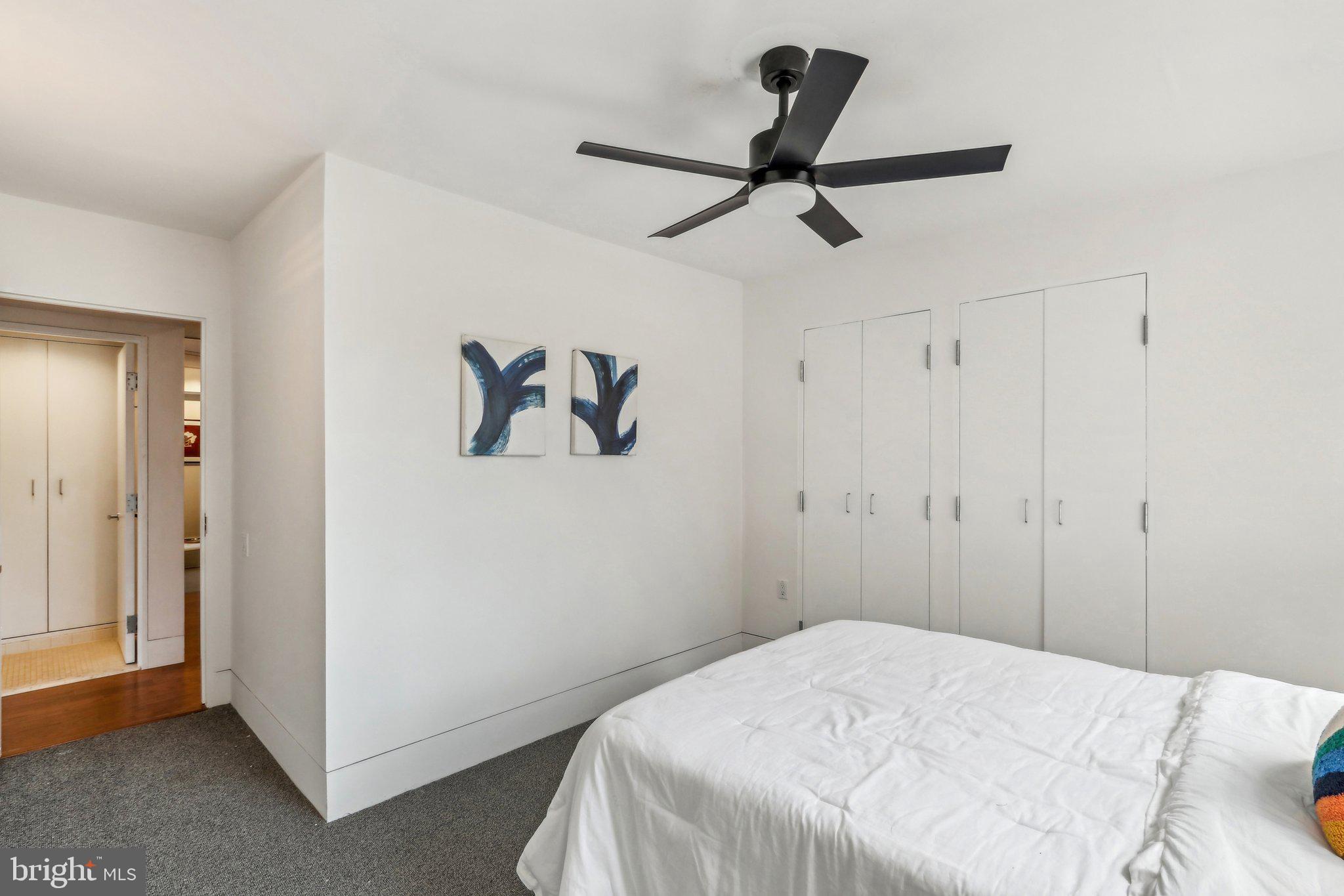 SOCIETY HILL - Residential