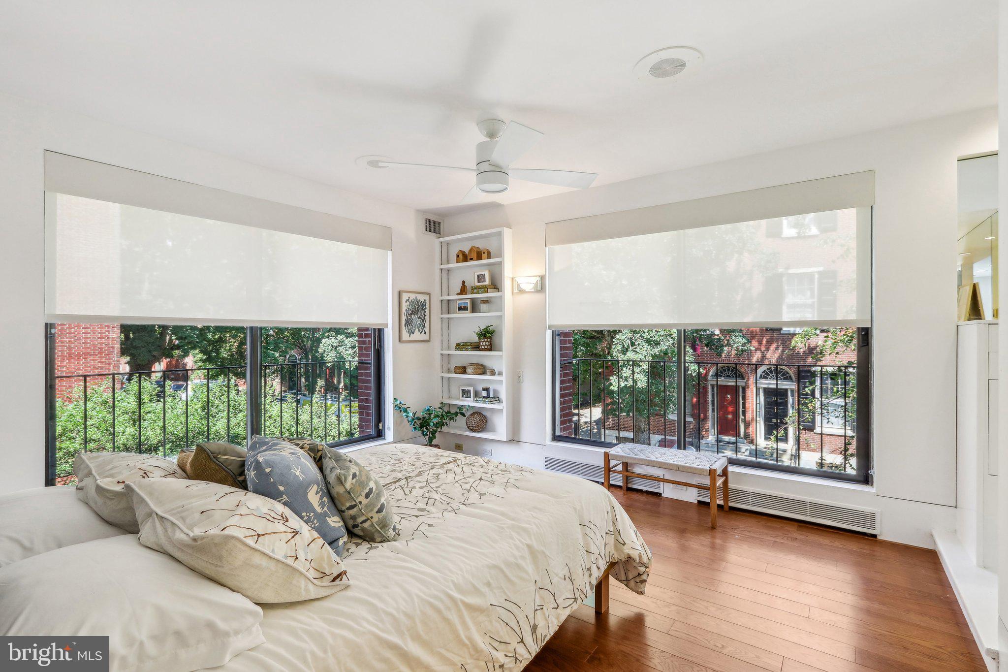 SOCIETY HILL - Residential