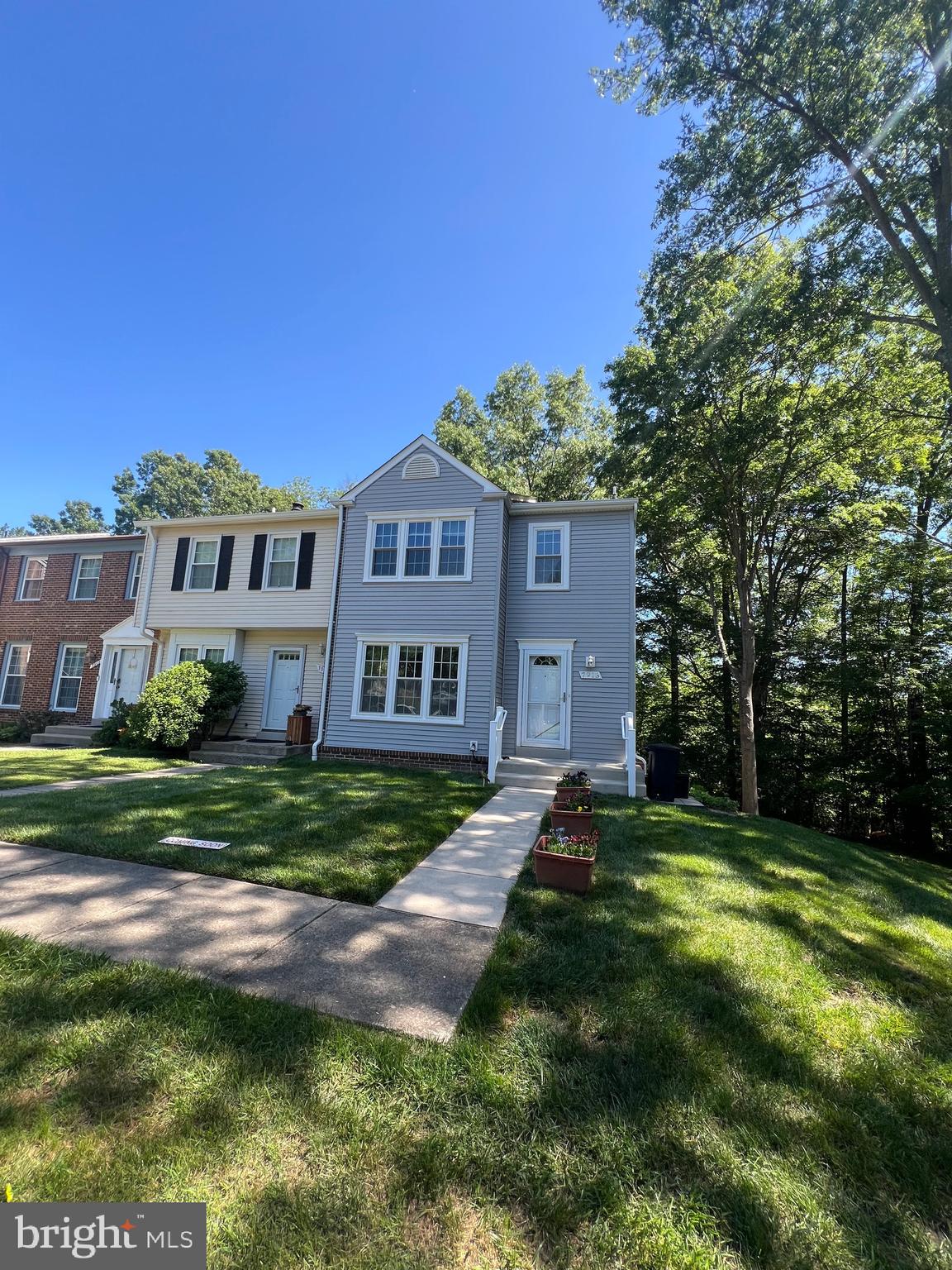 7913 PEBBLE BROOK COURT