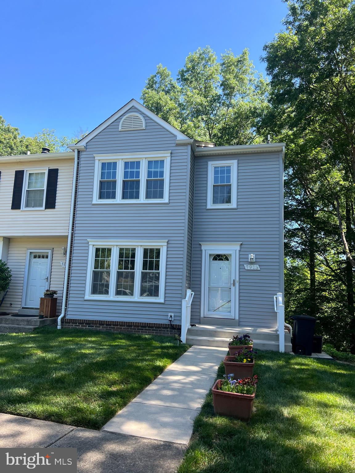 7913 PEBBLE BROOK COURT