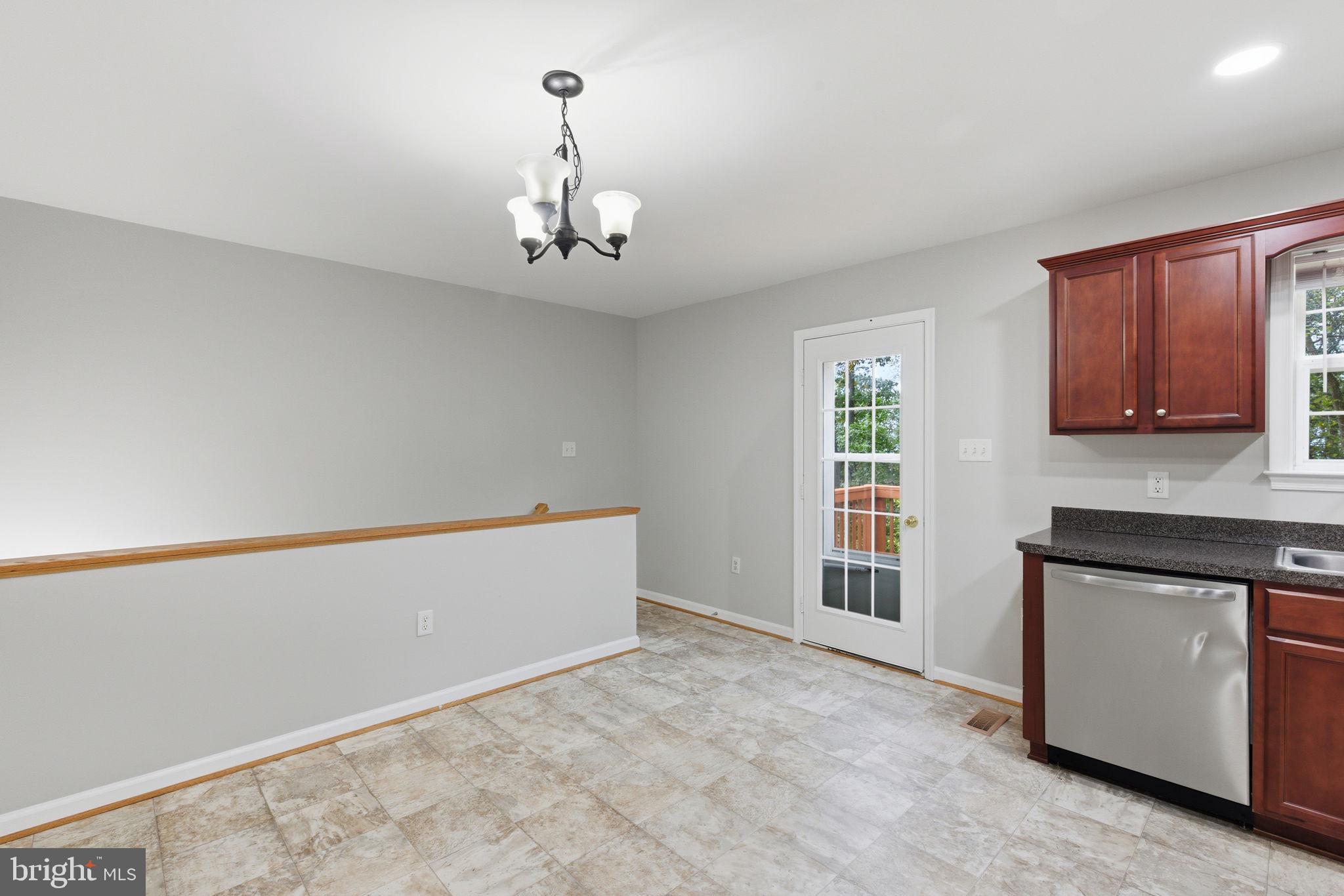 SHEN FARMS MT LAKE - Residential