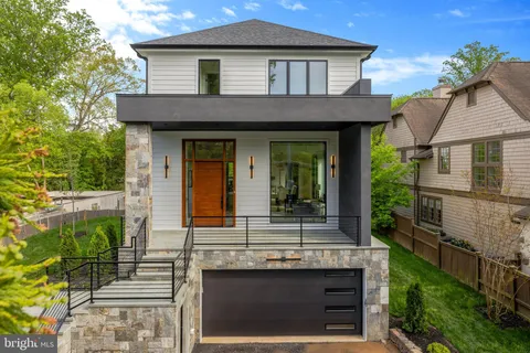 1853 Massachusetts Avenue, McLean, VA MLS: VAFX2232810