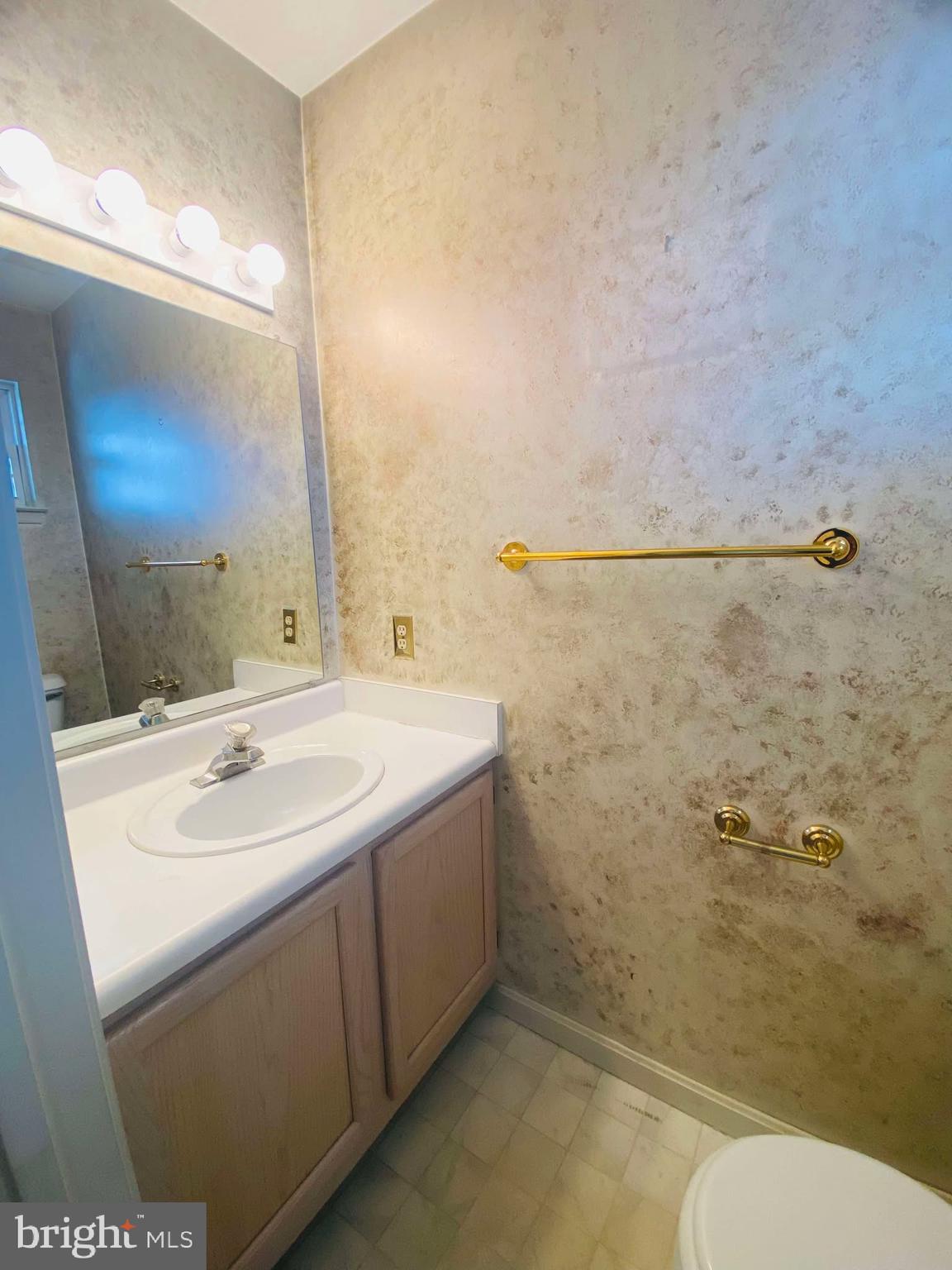 NEW DAWN II - Residential