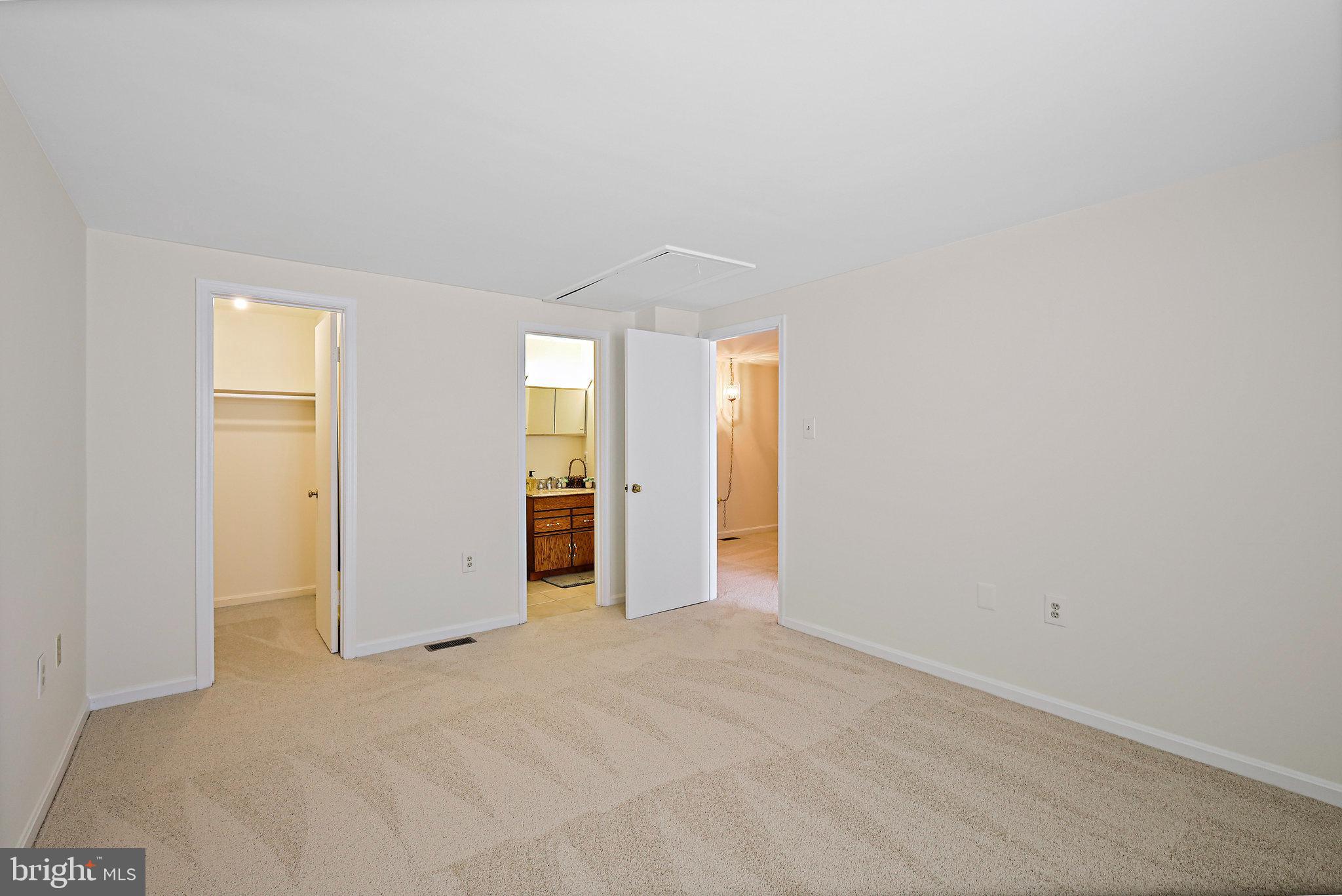 PEMBROOK VILLAGE - Residential