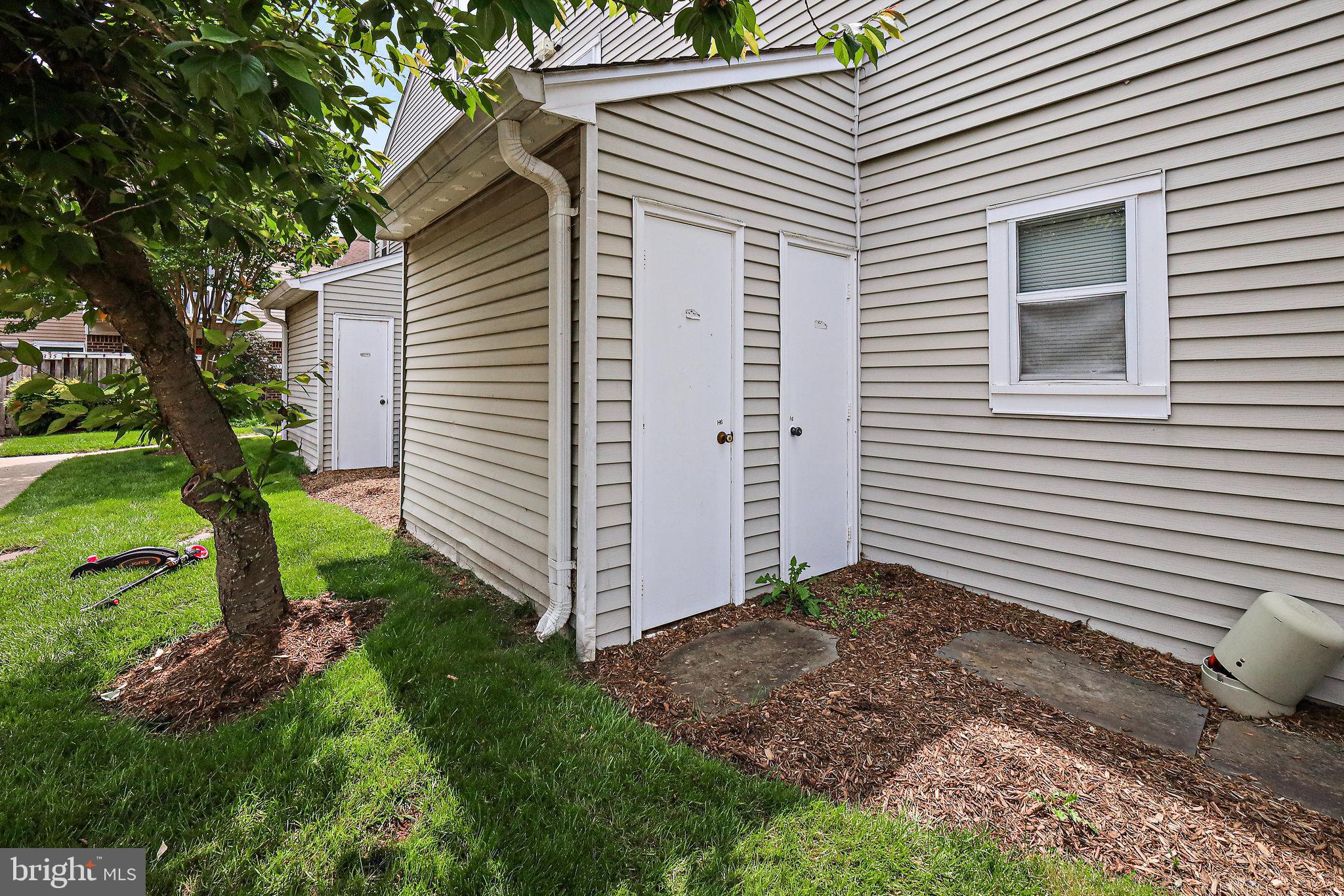 PEMBROOK VILLAGE - Residential