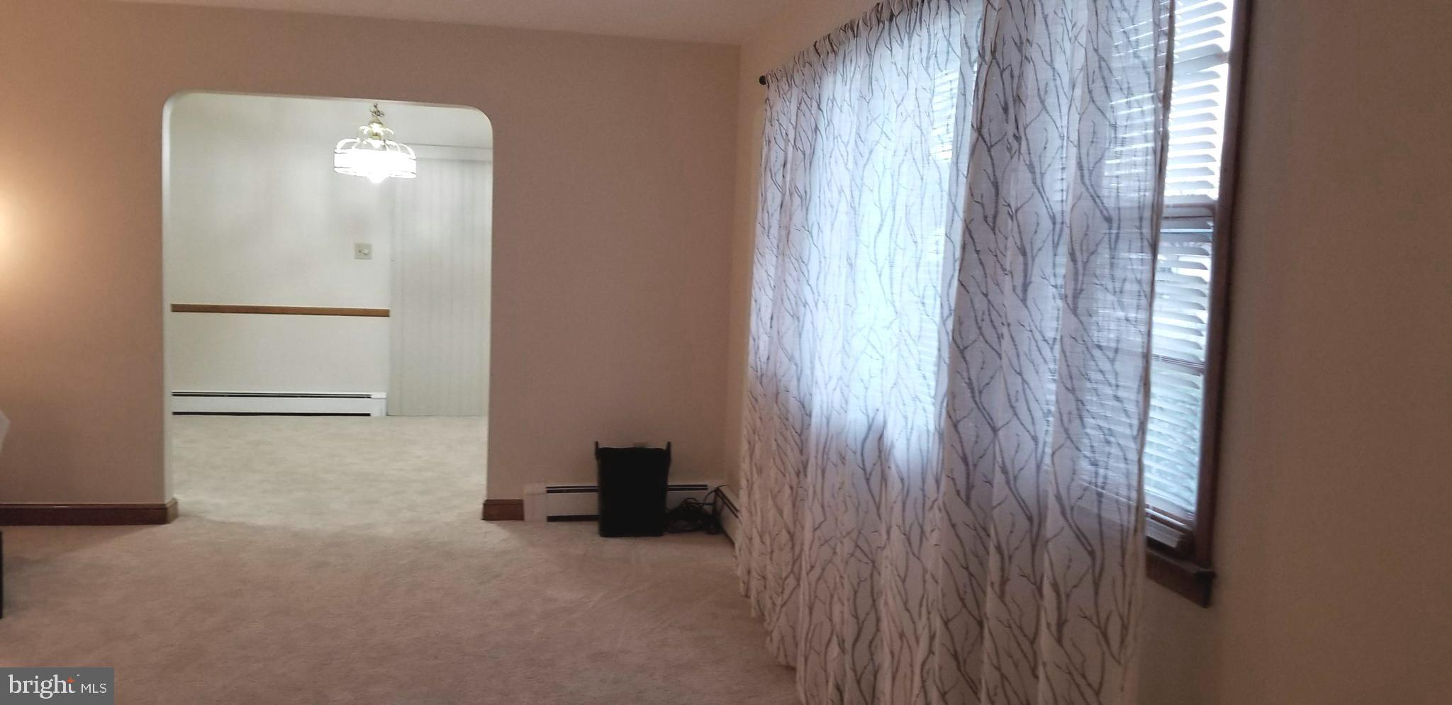 COOLRIDGE ACRES - Residential Lease