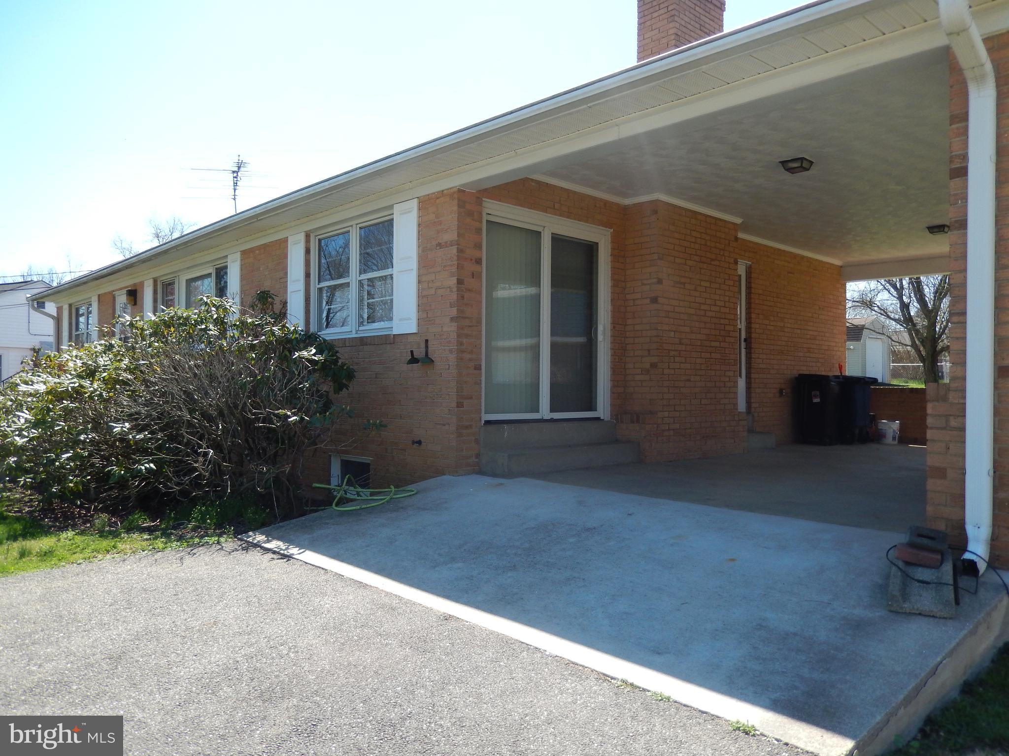 COOLRIDGE ACRES - Residential Lease