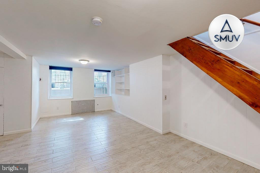 MOUNT VERNON PLACE HISTORIC DISTRICT - Residential Lease