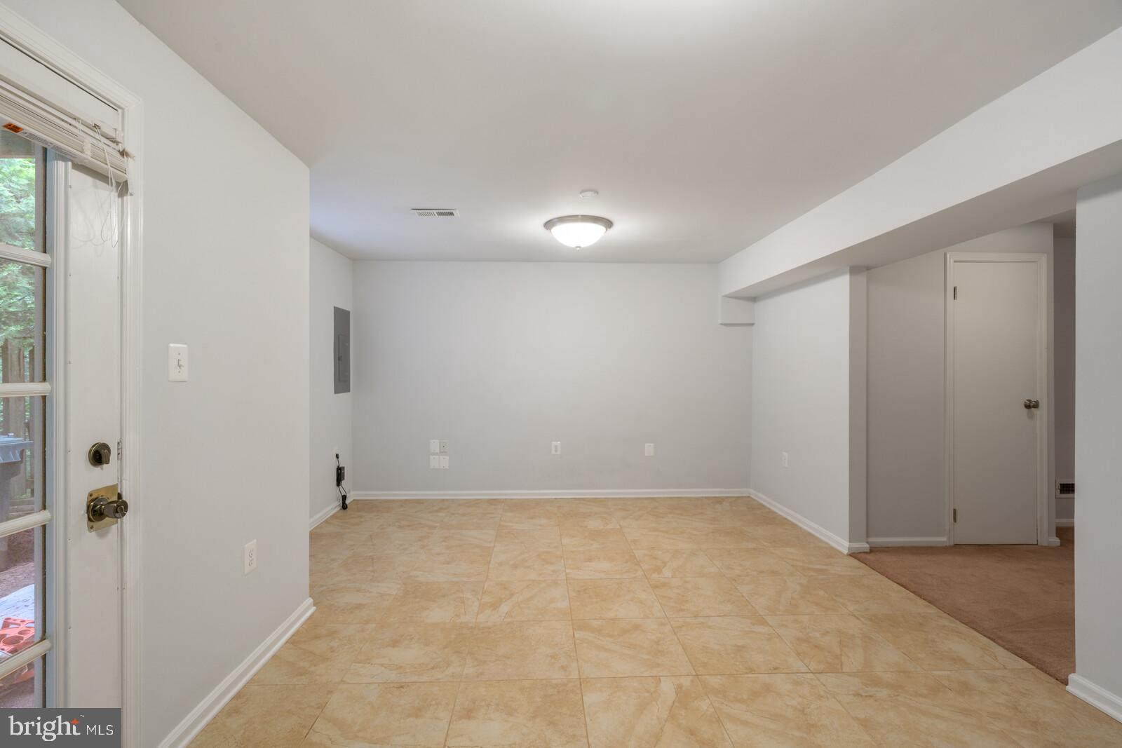 MONTCLAIR - Residential