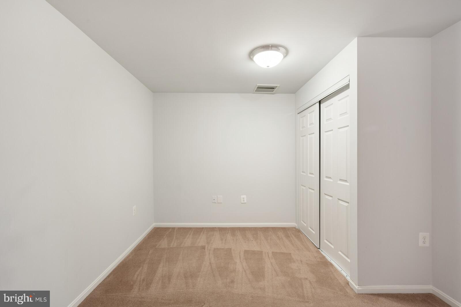 MONTCLAIR - Residential