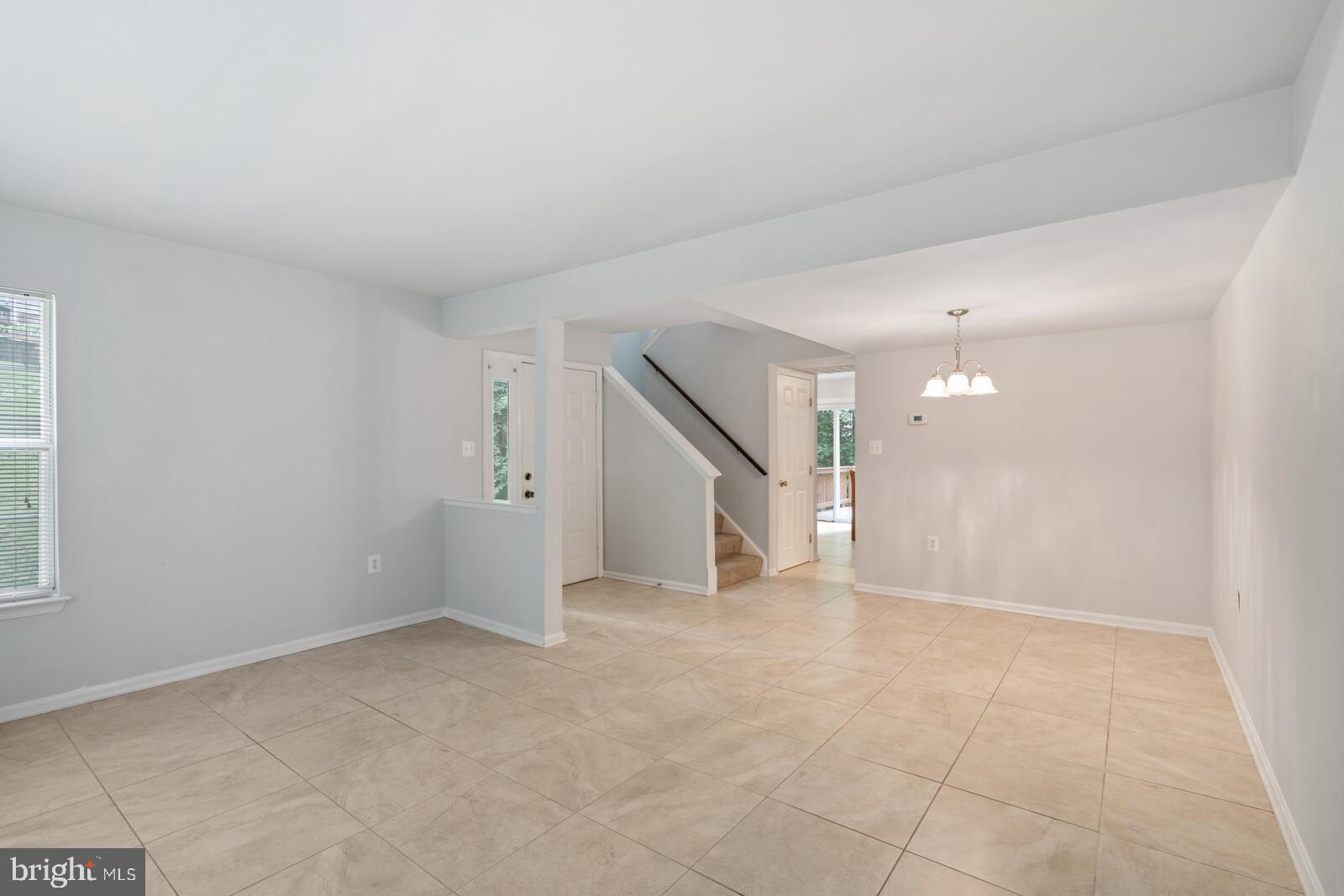 MONTCLAIR - Residential