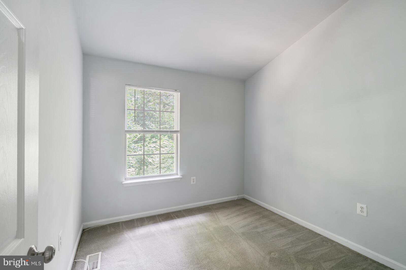 MONTCLAIR - Residential