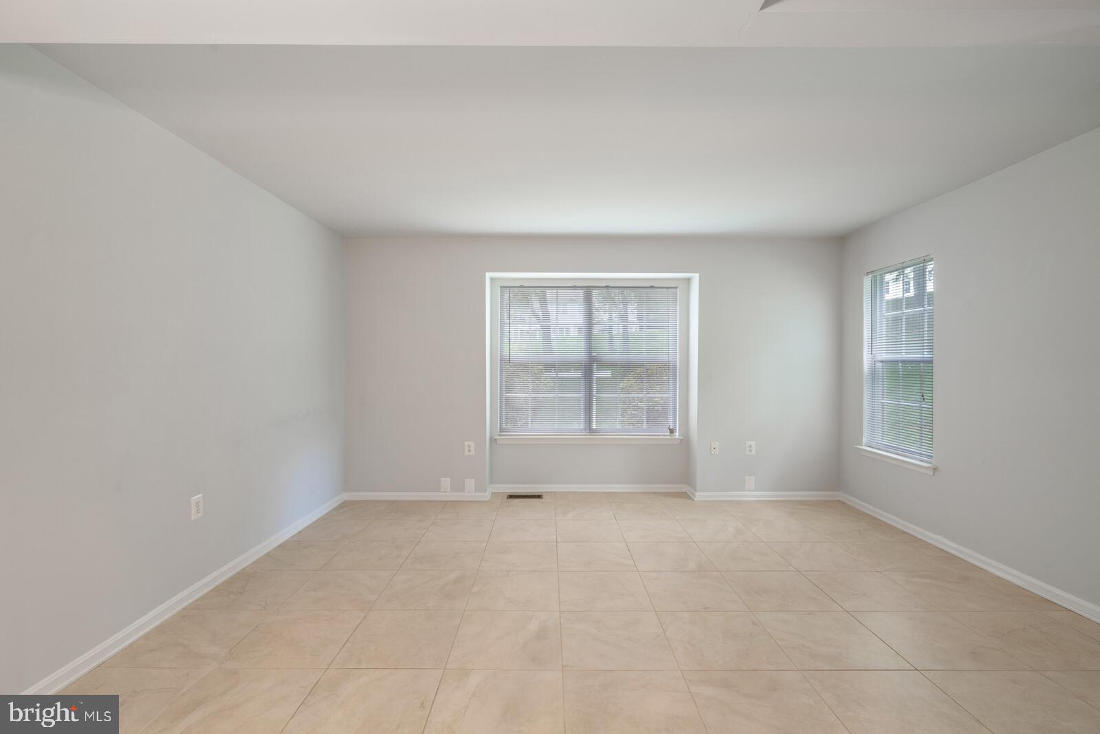 MONTCLAIR - Residential