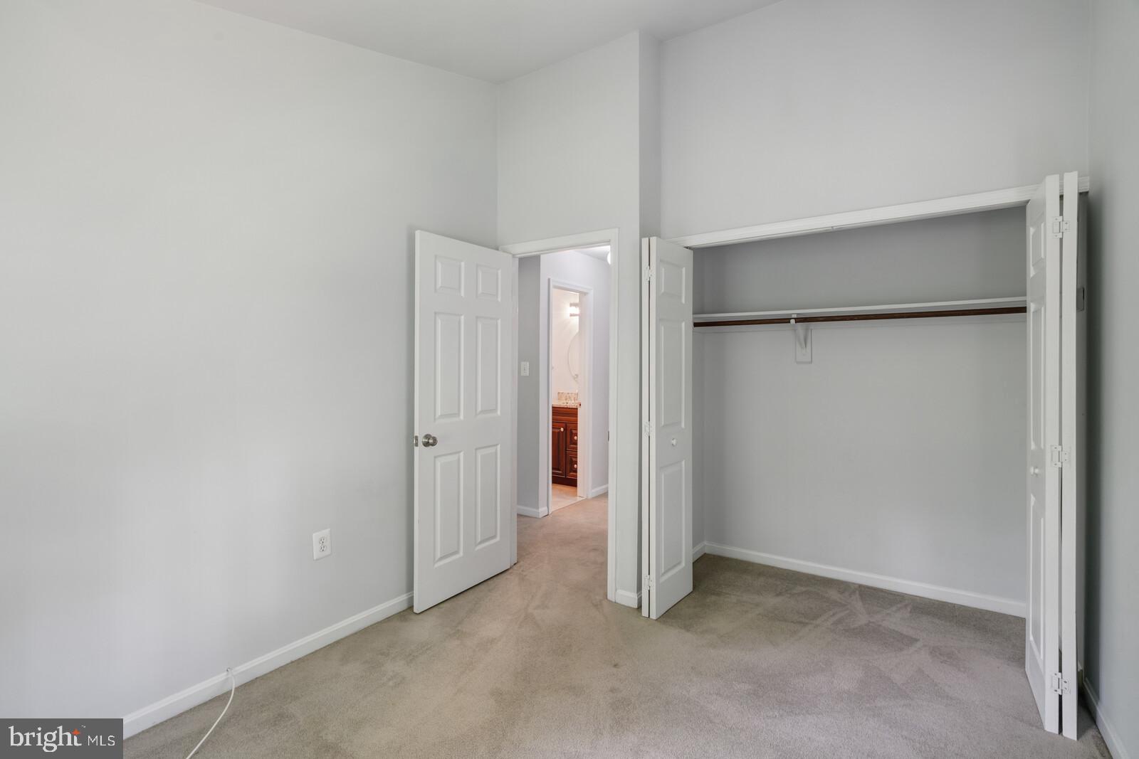 MONTCLAIR - Residential