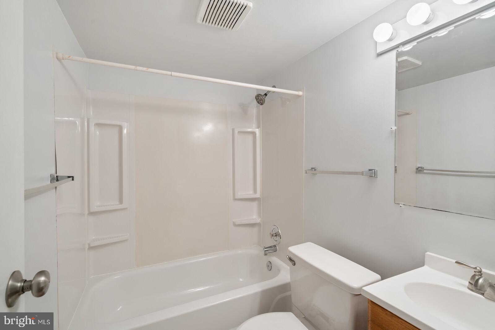 MONTCLAIR - Residential