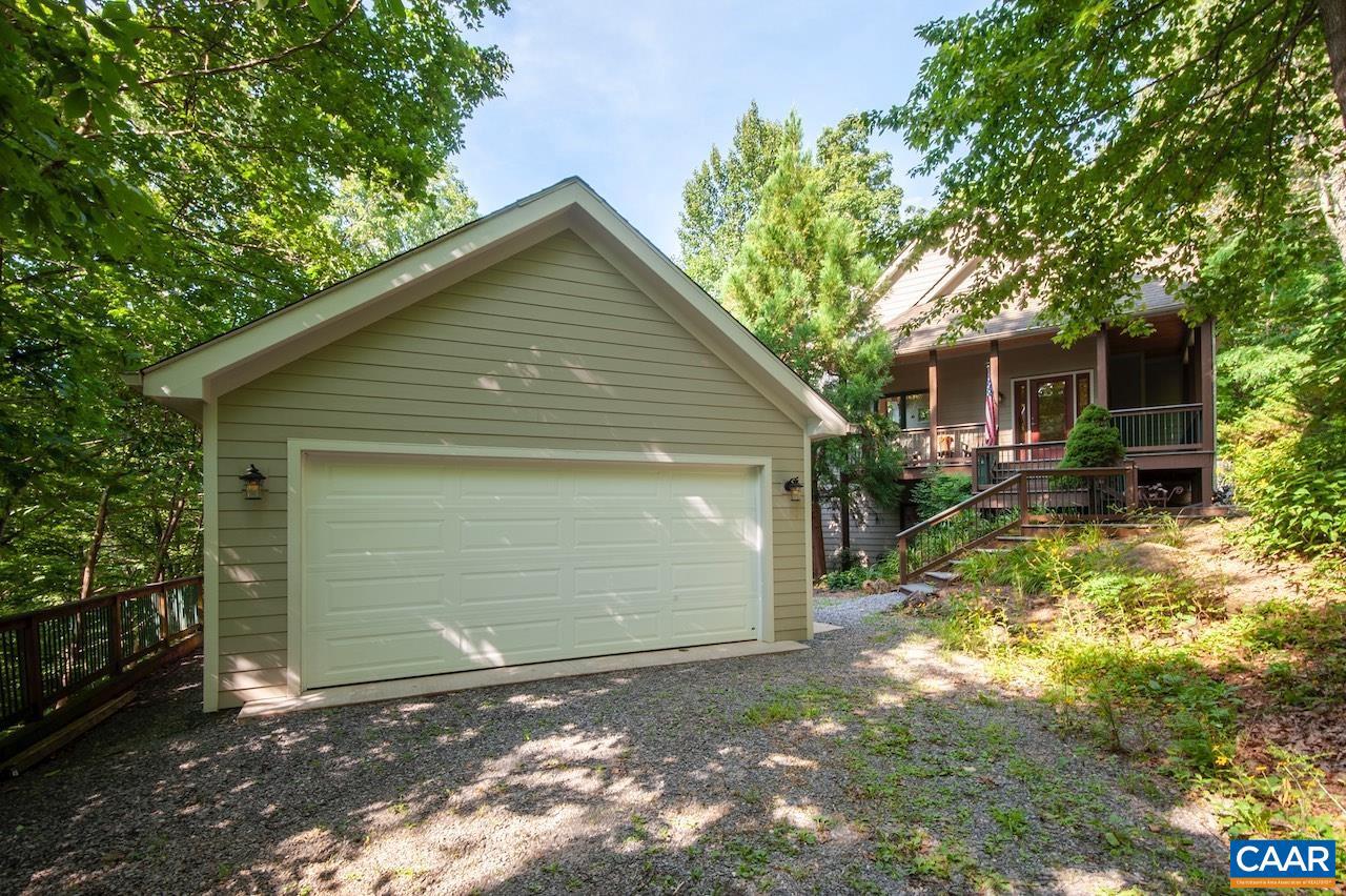 WINTERGREEN RESORT - Residential