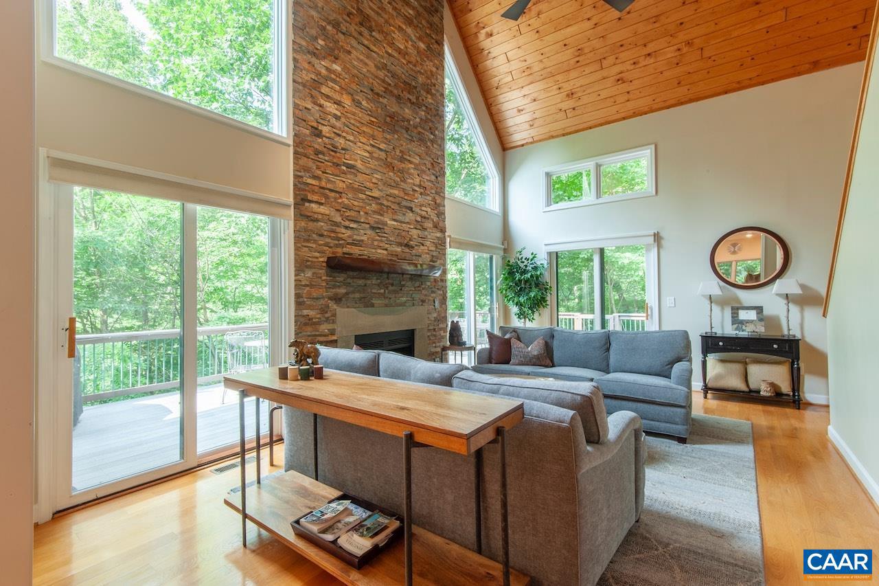 WINTERGREEN RESORT - Residential