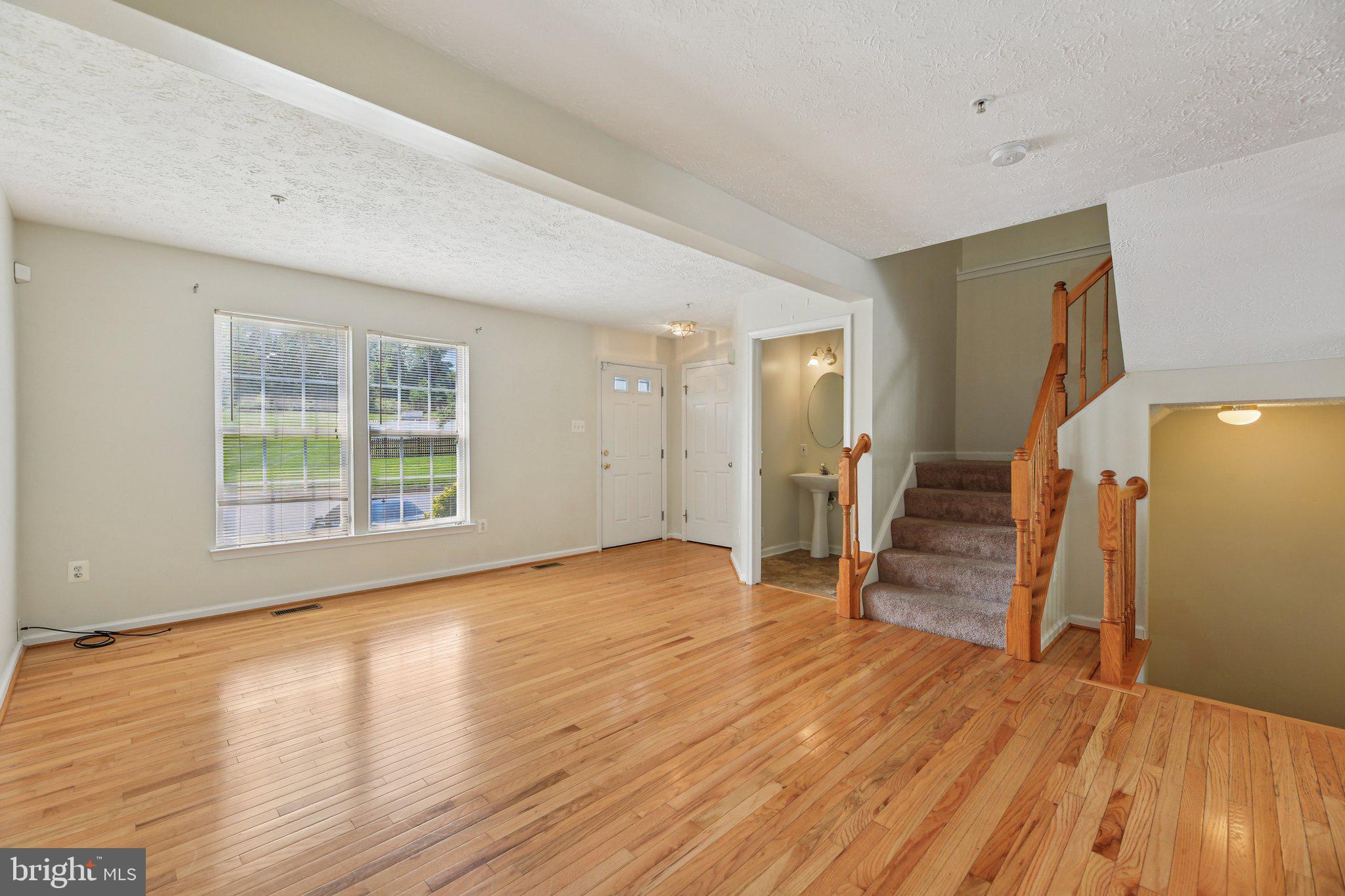 526 SOURGHUM COURT