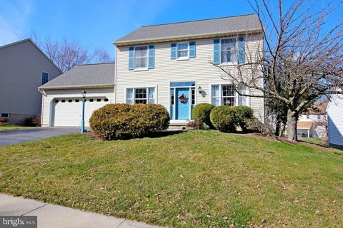 Photo of 750 FARNUM RD, LITITZ, PA 17543 (MLS # PALA2032044)