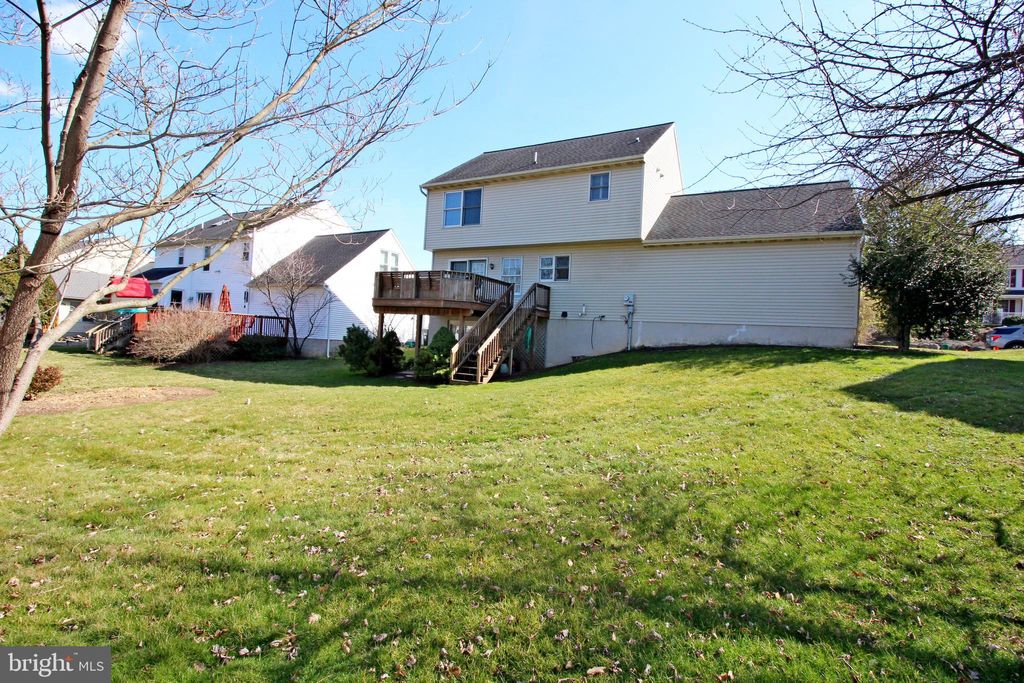 Photo of 750 FARNUM RD, LITITZ, PA 17543 (MLS # PALA2032044)