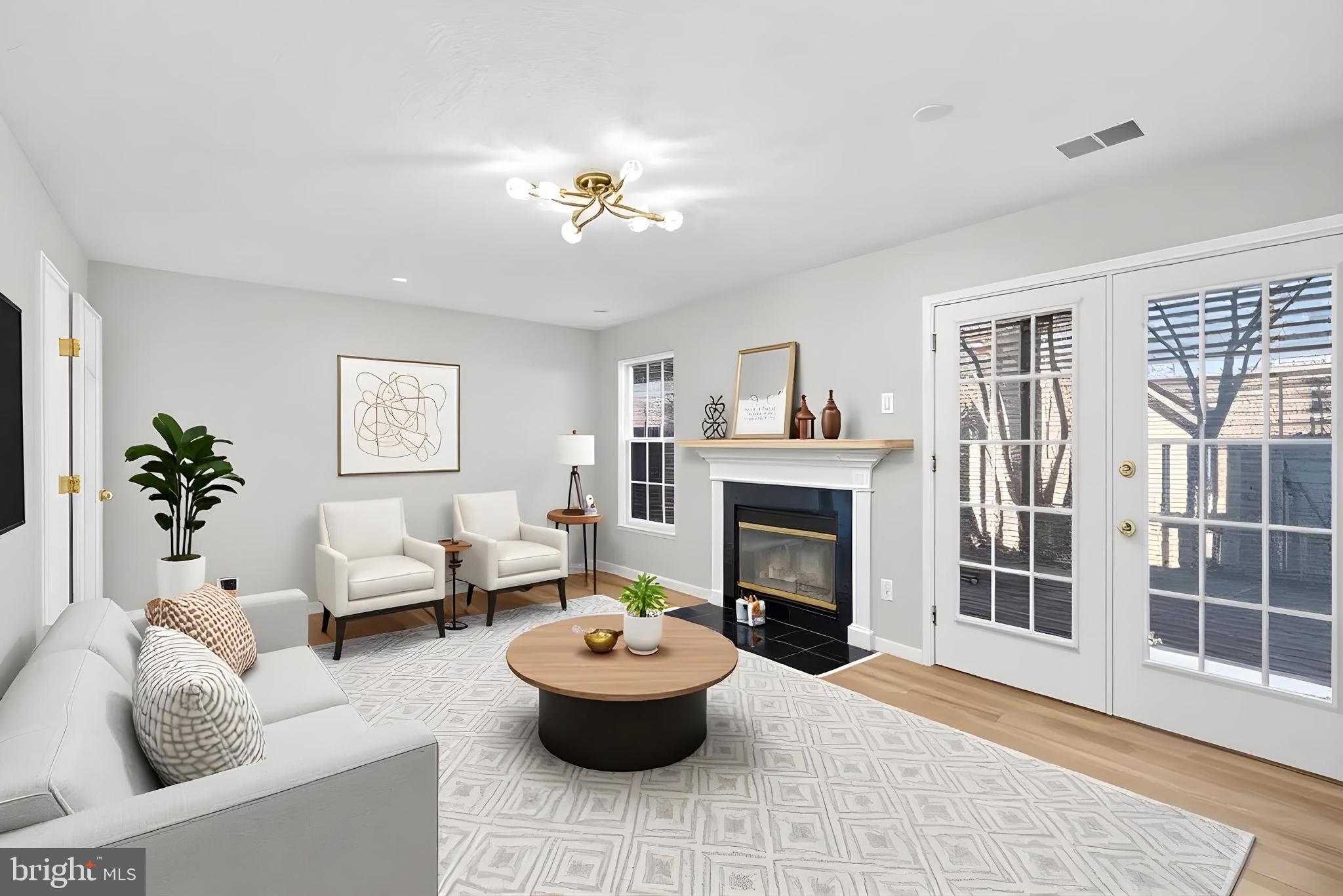 WINDING RIDGE - Residential