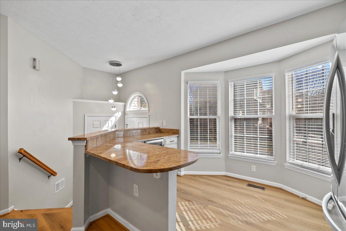 WINDING RIDGE - Residential