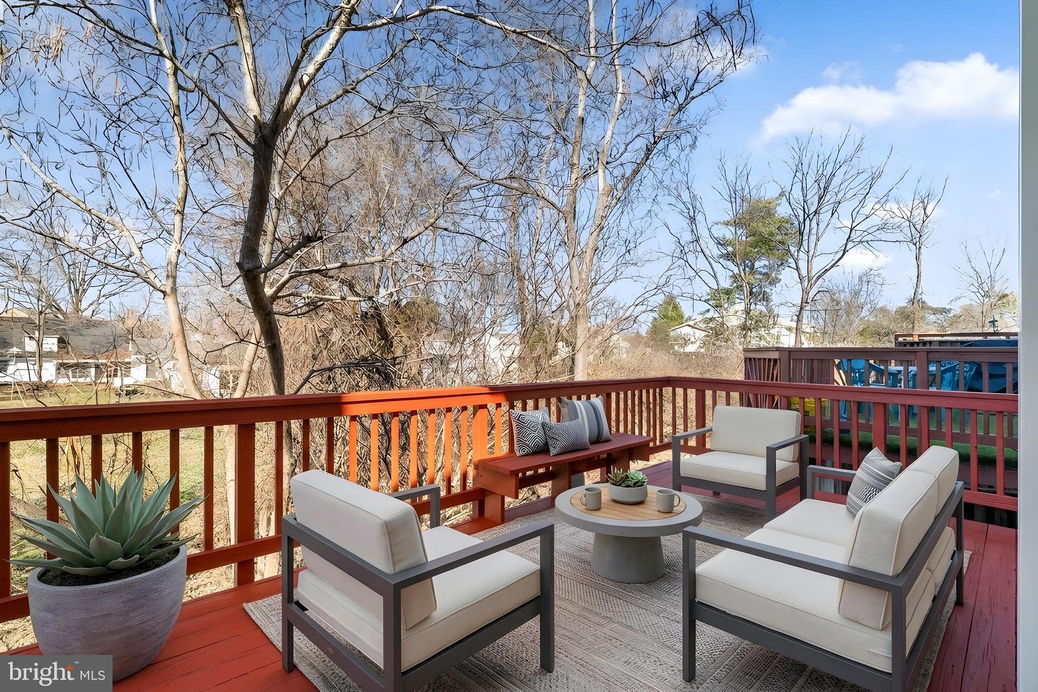 WINDING RIDGE - Residential