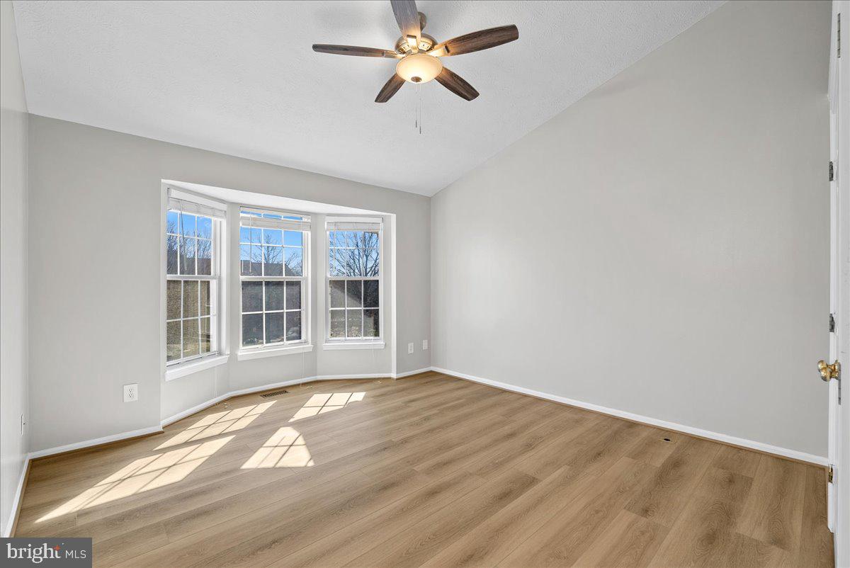 WINDING RIDGE - Residential