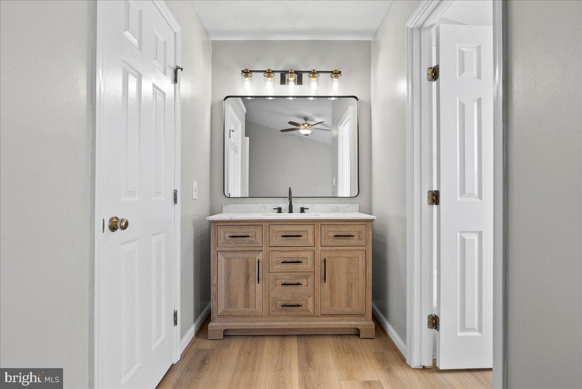 WINDING RIDGE - Residential