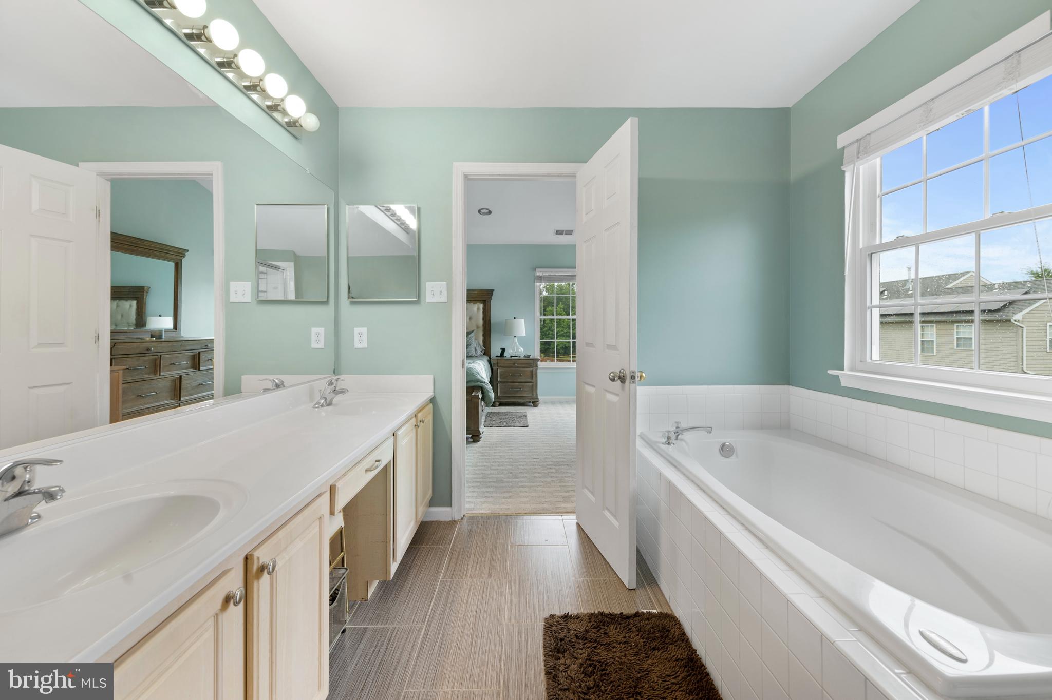 CHARLES CROSSING - Residential