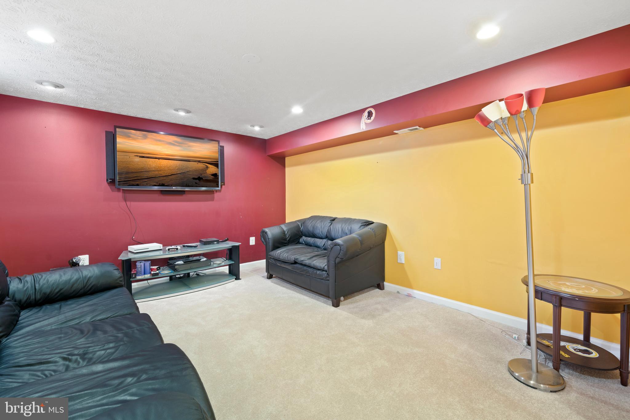 CHARLES CROSSING - Residential