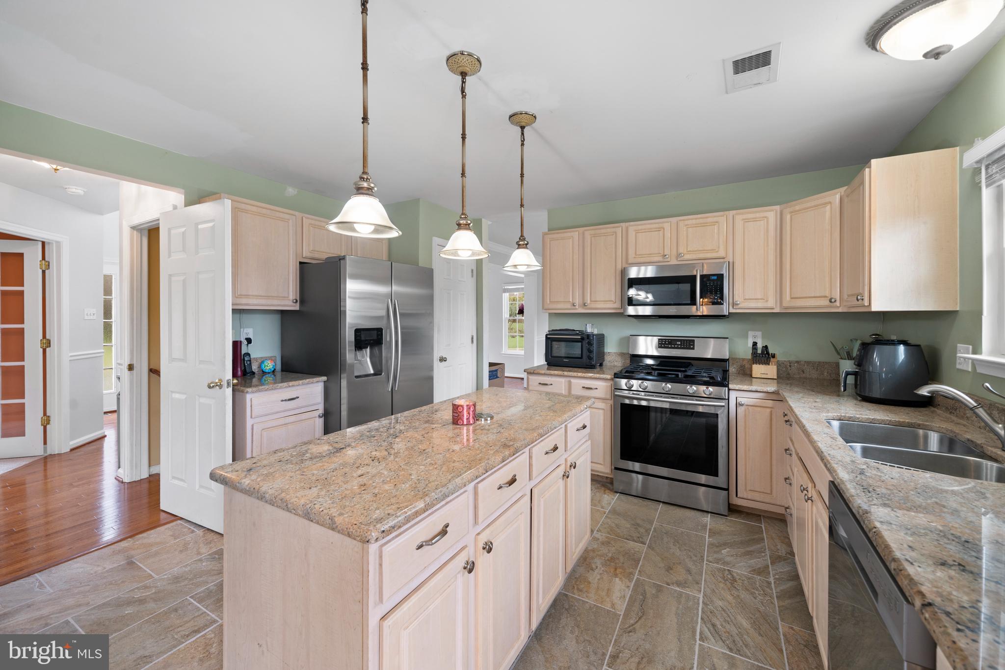 CHARLES CROSSING - Residential