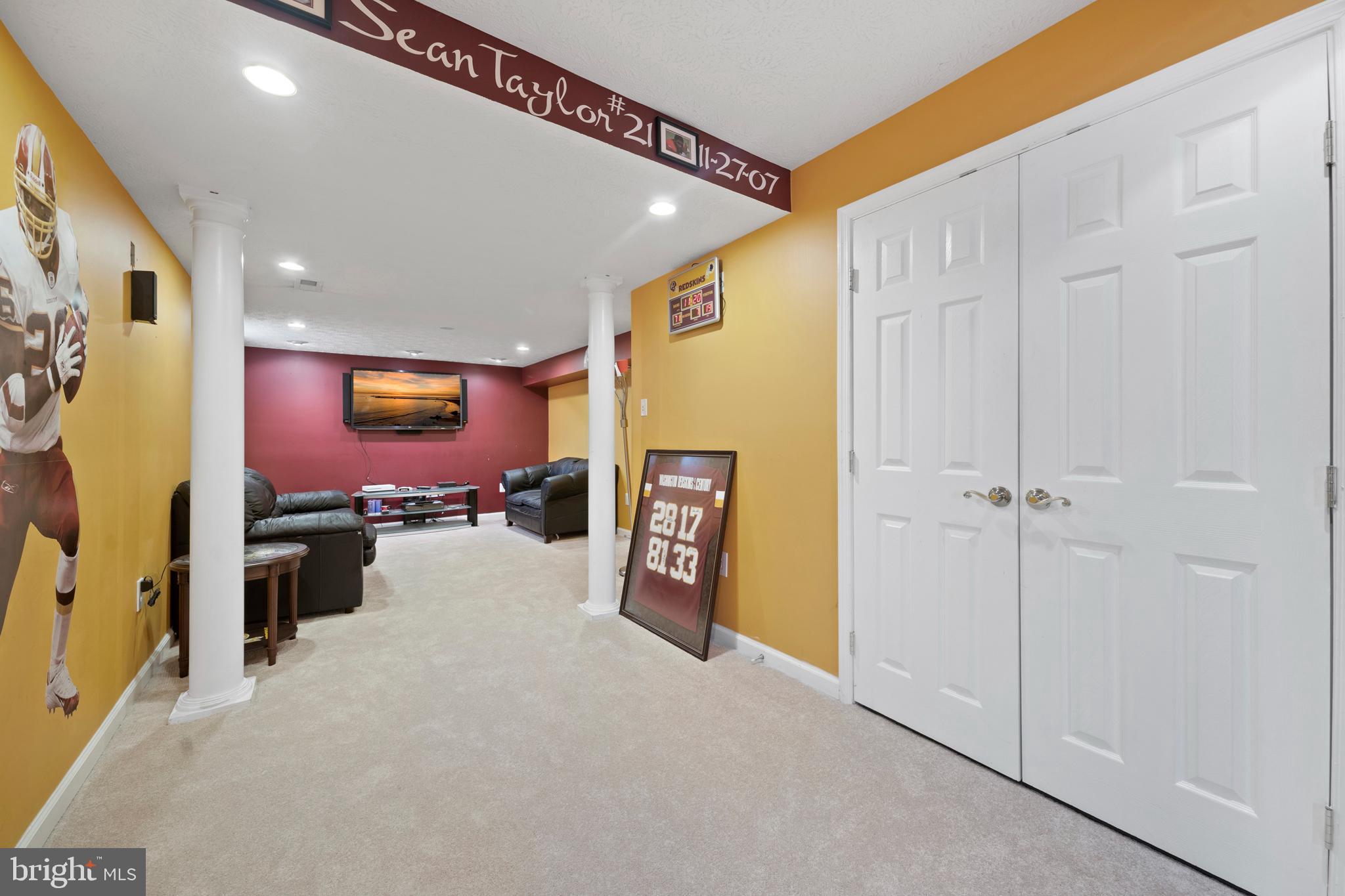 CHARLES CROSSING - Residential