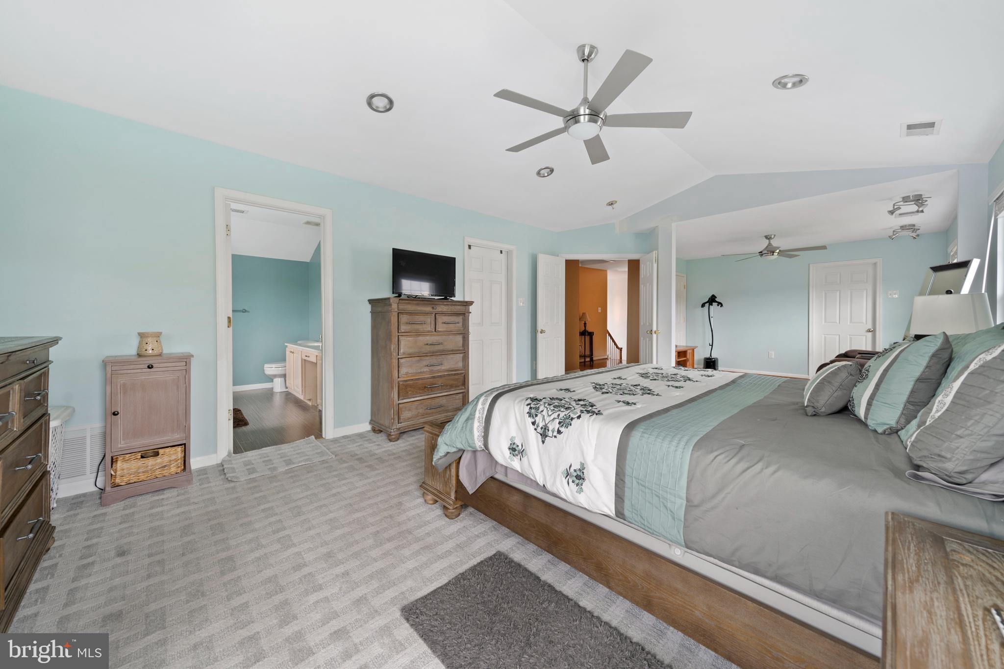 CHARLES CROSSING - Residential