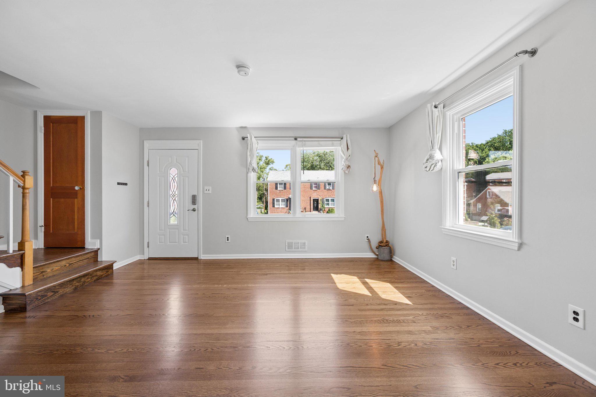 5123 ALBERTA AVENUE