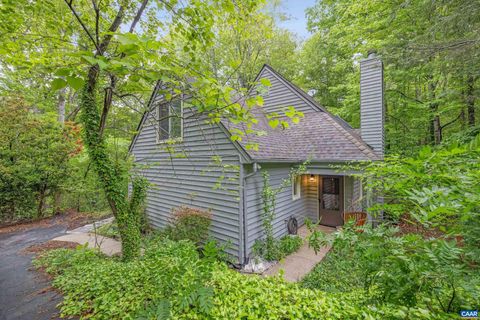 Photo of 1621 Shady Grove Ct, CHARLOTTESVILLE, VA 22902 (MLS # 676553)