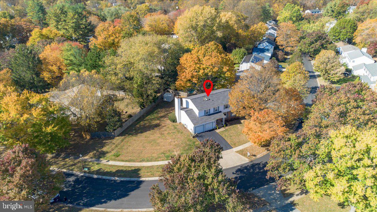 QUINCE ORCHARD MANOR - Residential