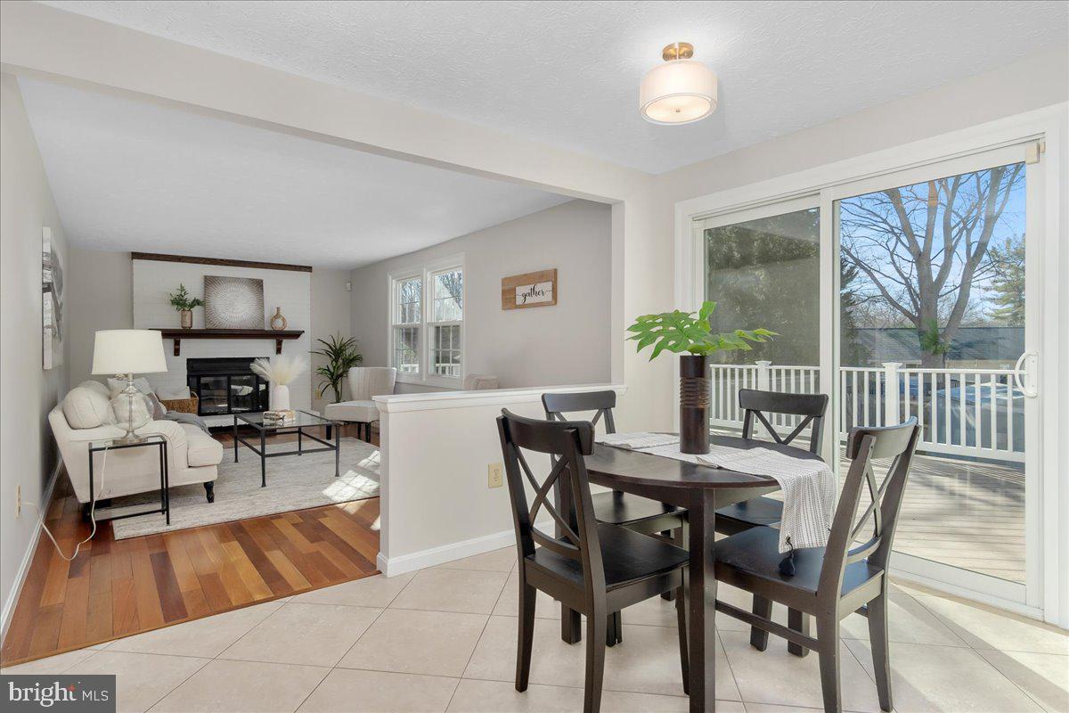 QUINCE ORCHARD MANOR - Residential