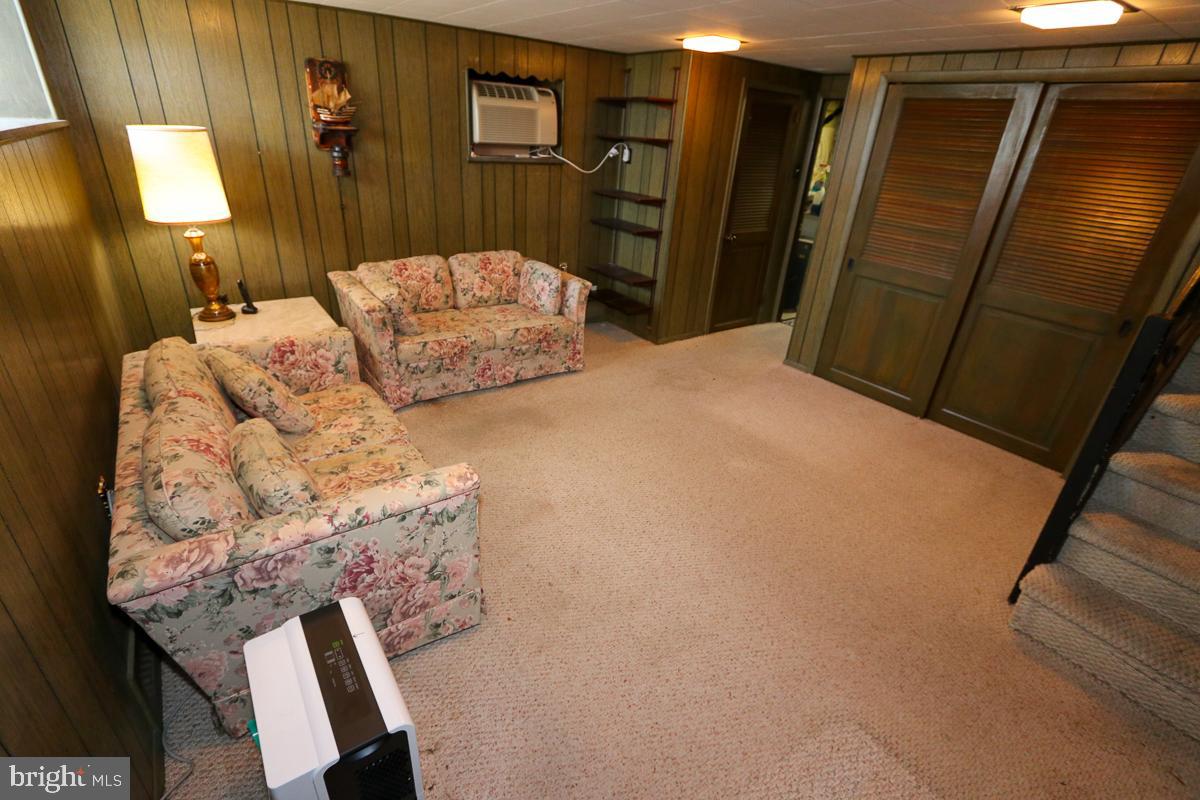 PINE VALLEY - Residential