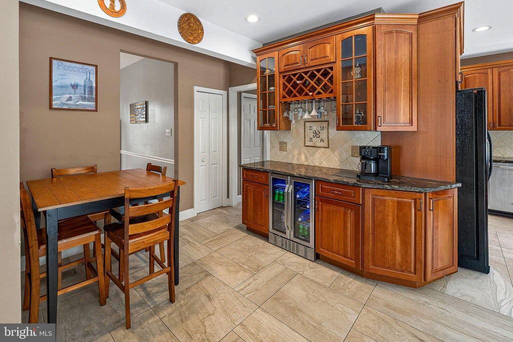 Photo of 894 Ashburn Way, WOOLWICH TWP, NJ 08085 (MLS # NJGL2077368)