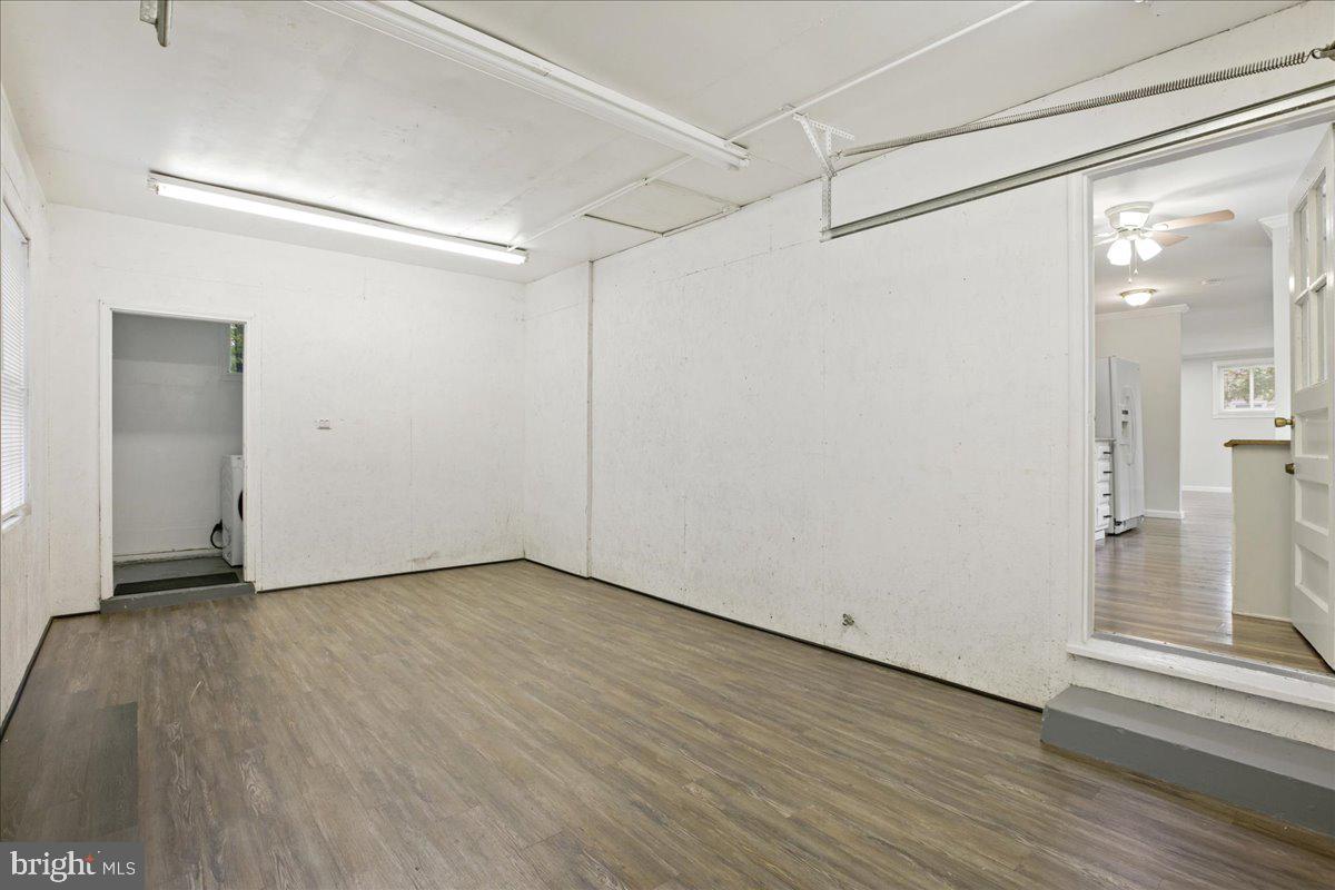 INDIAN HEAD MANOR - Residential