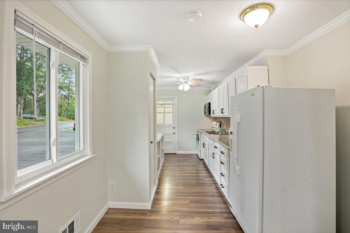 INDIAN HEAD MANOR - Residential