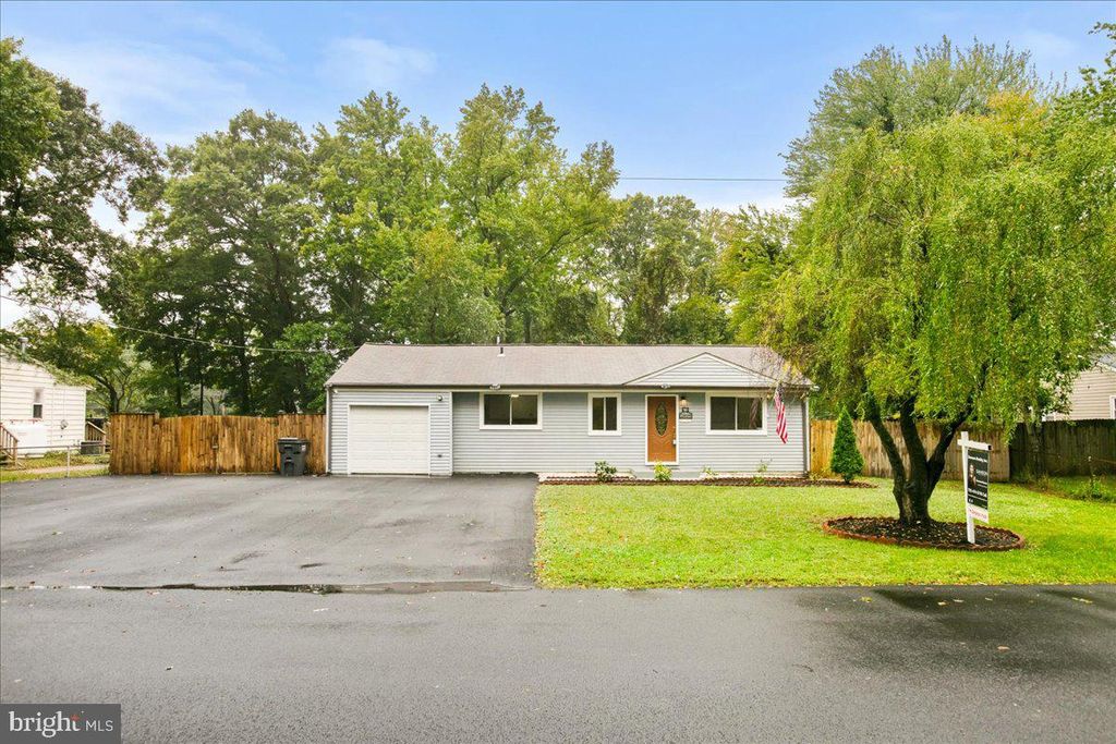 Photo of 2809 Shiloh Church Road, BRYANS ROAD, MD 20616 (MLS # MDCH2047934)
