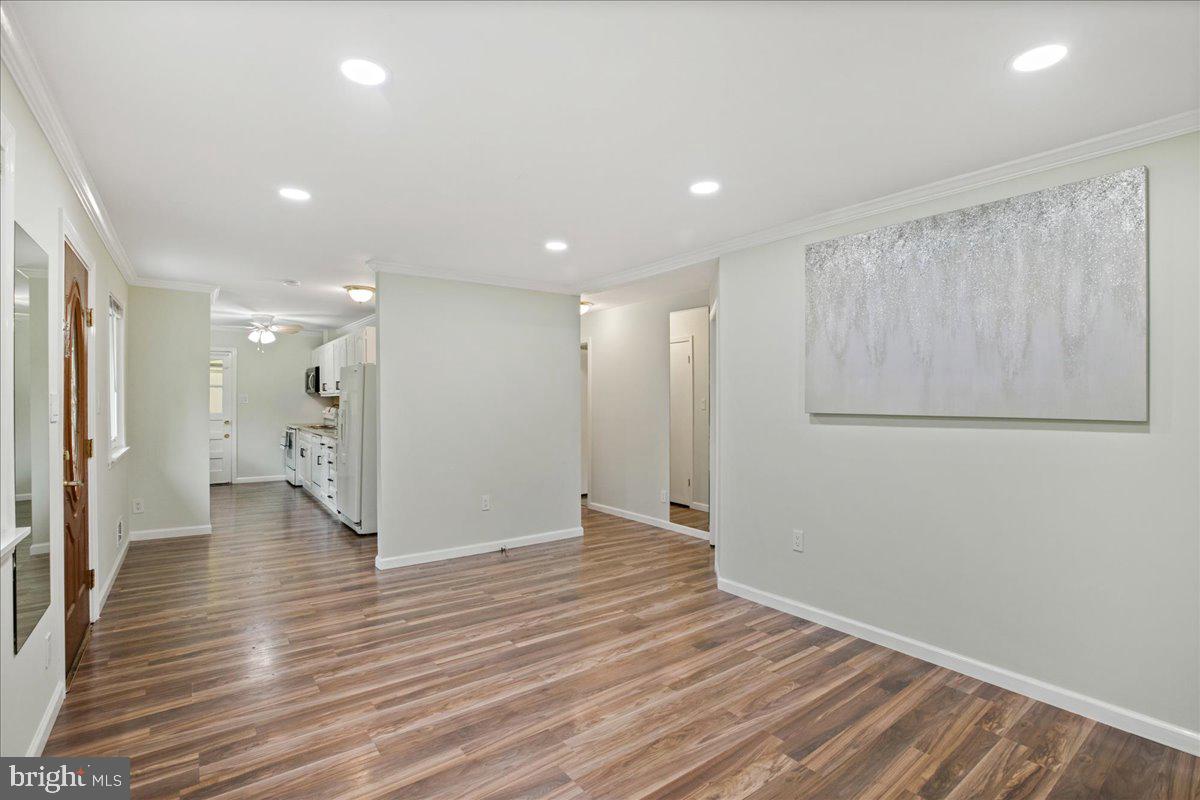 INDIAN HEAD MANOR - Residential