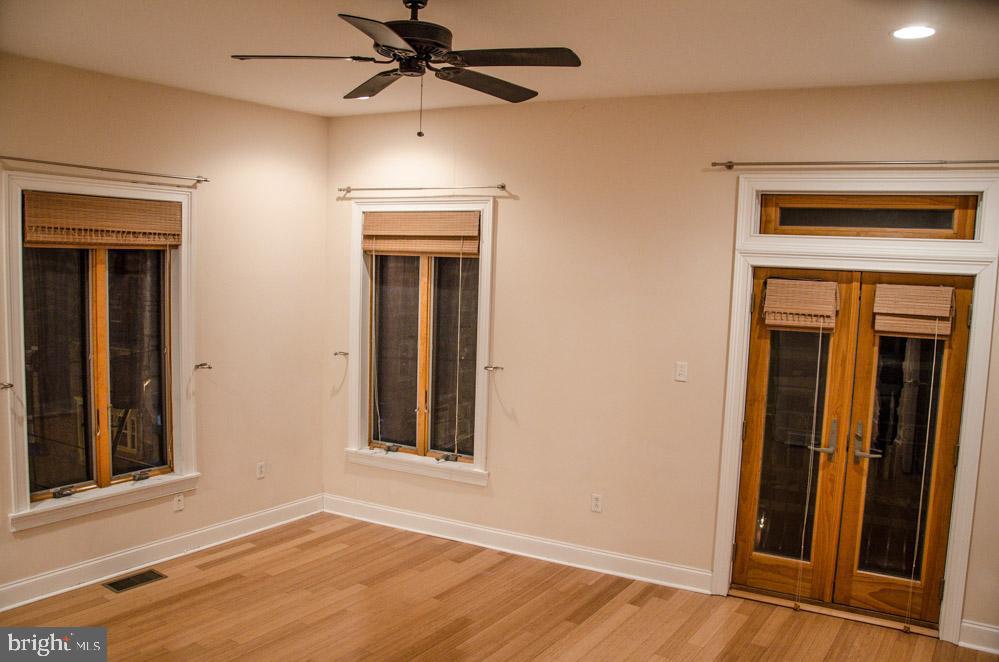 NORTHERN LIBERTIES - Residential Lease