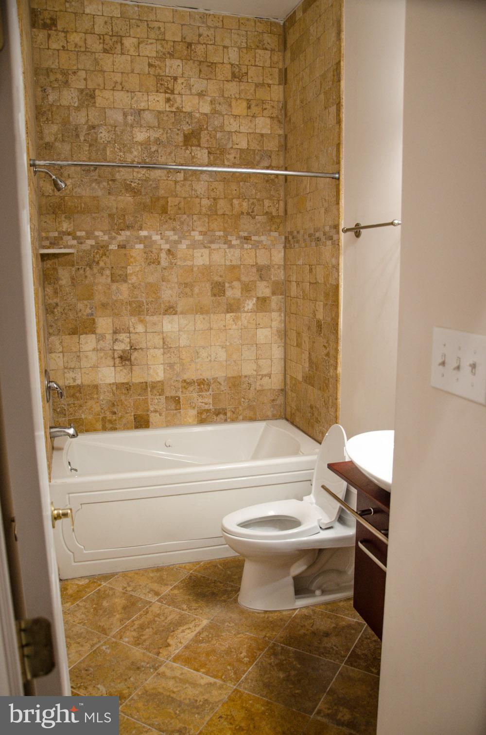 NORTHERN LIBERTIES - Residential Lease