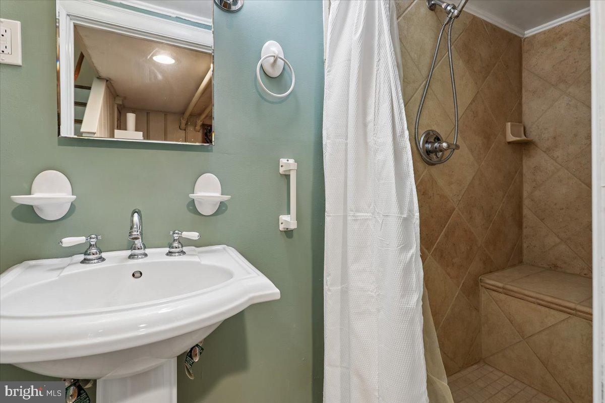 CATONSVILLE - Residential