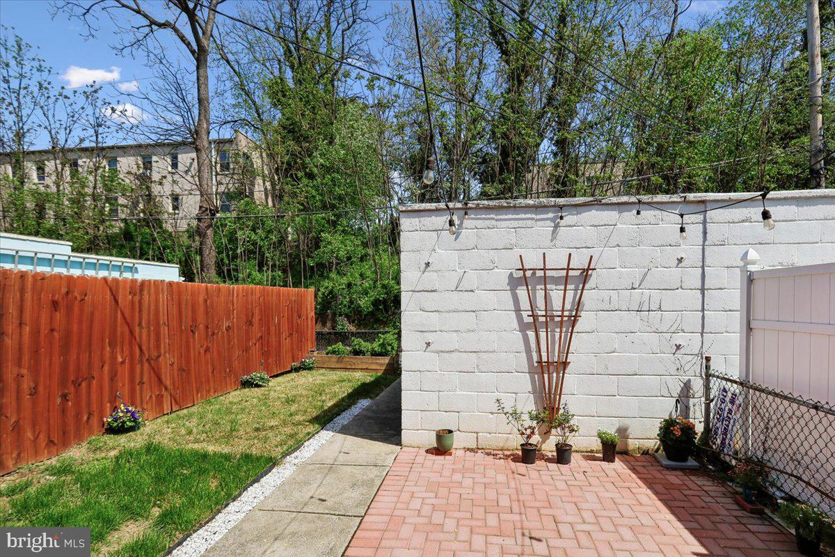 CATONSVILLE - Residential