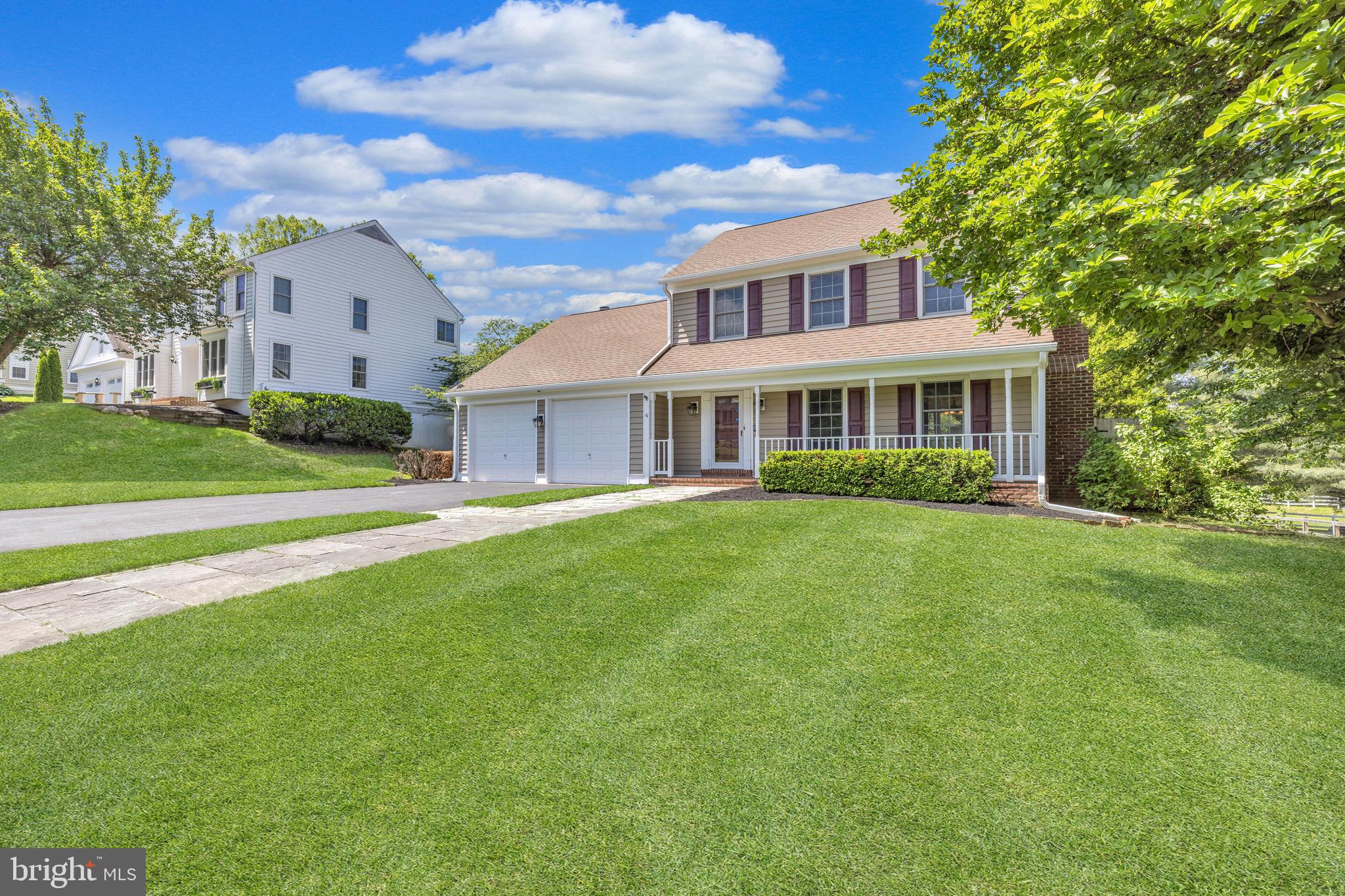 6 HERITAGE FARM DRIVE